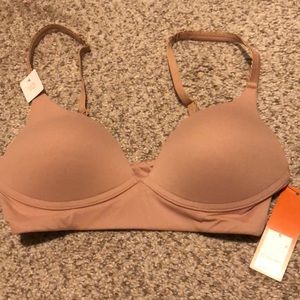 Lightly lined nude bra
